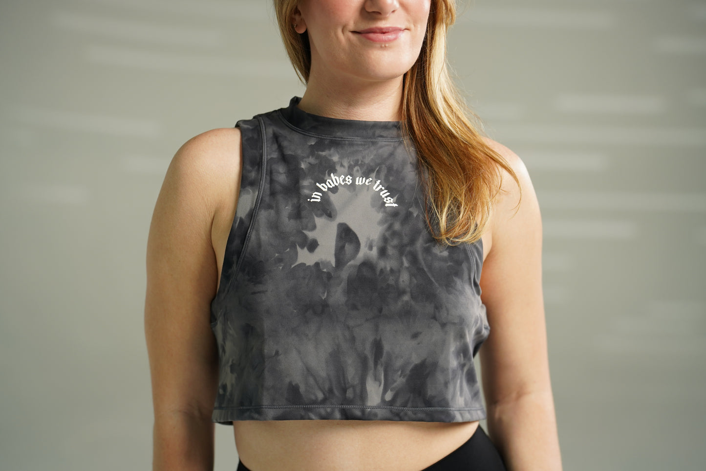 smoke show crop tank | gray